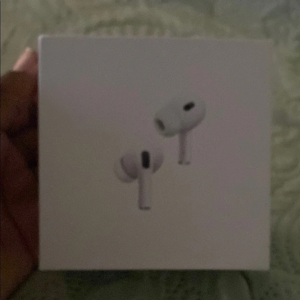 Apple AirPods Pro Wireless Earbuds in White